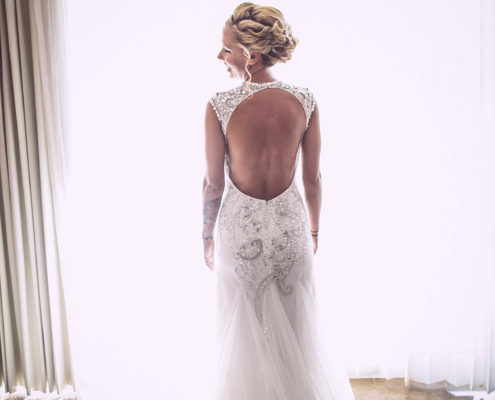 bride getting ready for her beach wedding day.