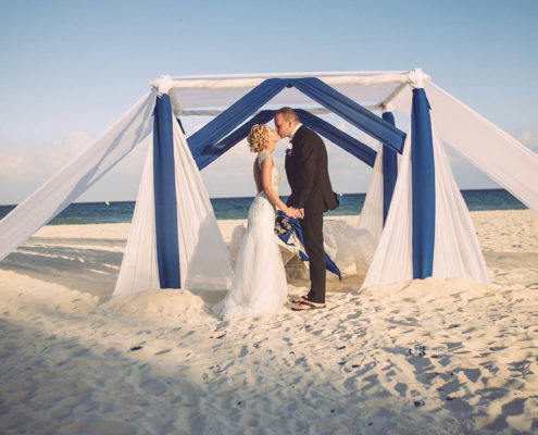 beach wedding ceremony