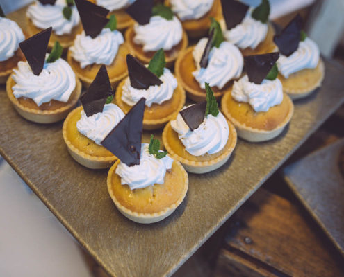 fancy wedding desserts