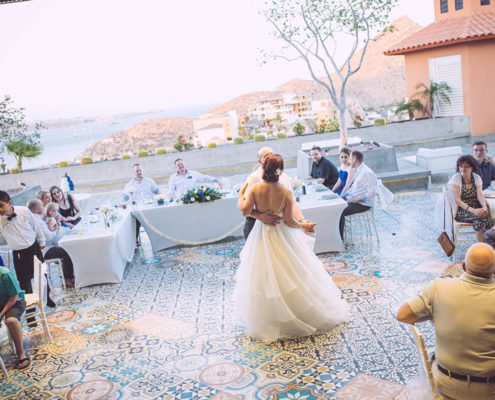 bride and groom first dance