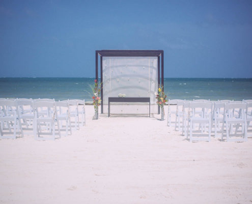 beach wedding preparations